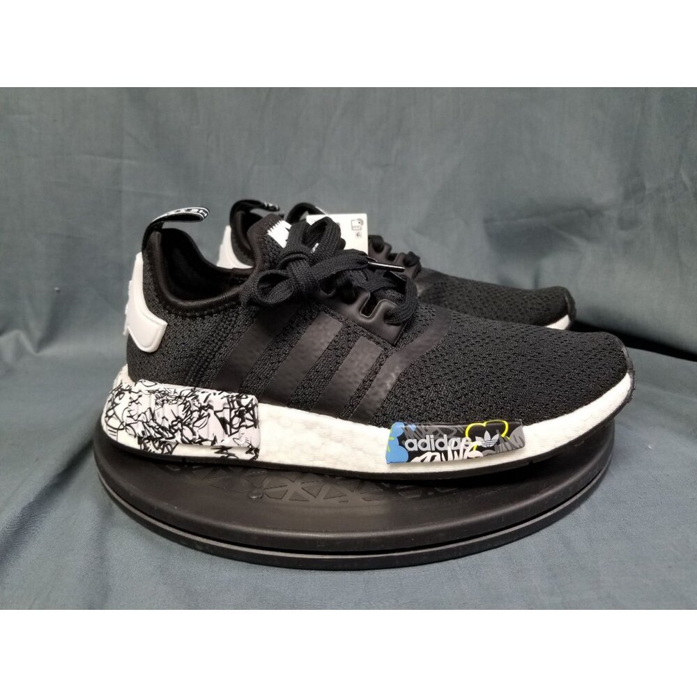 Adidas NMD_R1 J Sneakers Black White Size 6.5 NEW IN BOX! - Picture 9 of 11